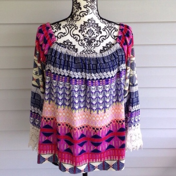 Bohemian Crochet Cuff Like New Tribal Blouse - Picture 5 of 5